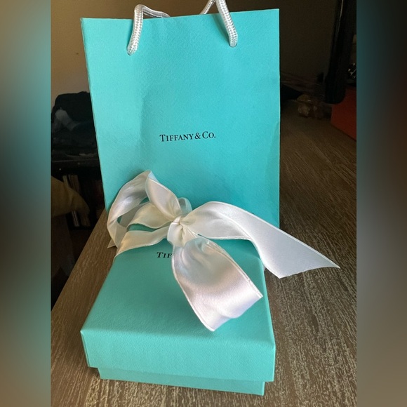 Tiffany & Co Gift Boxes - Picture 4 of 9